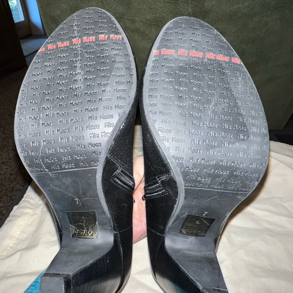 Miz Mooz Black real Leather boots NWOT - Picture 7 of 12